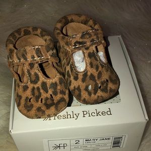 Leopard Maryjanes